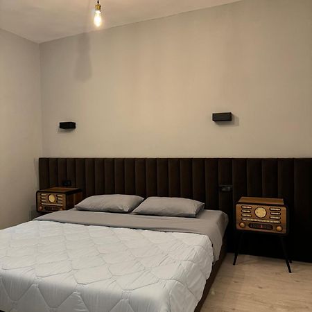 Nikki Apartments 3 Тирана Екстериор снимка